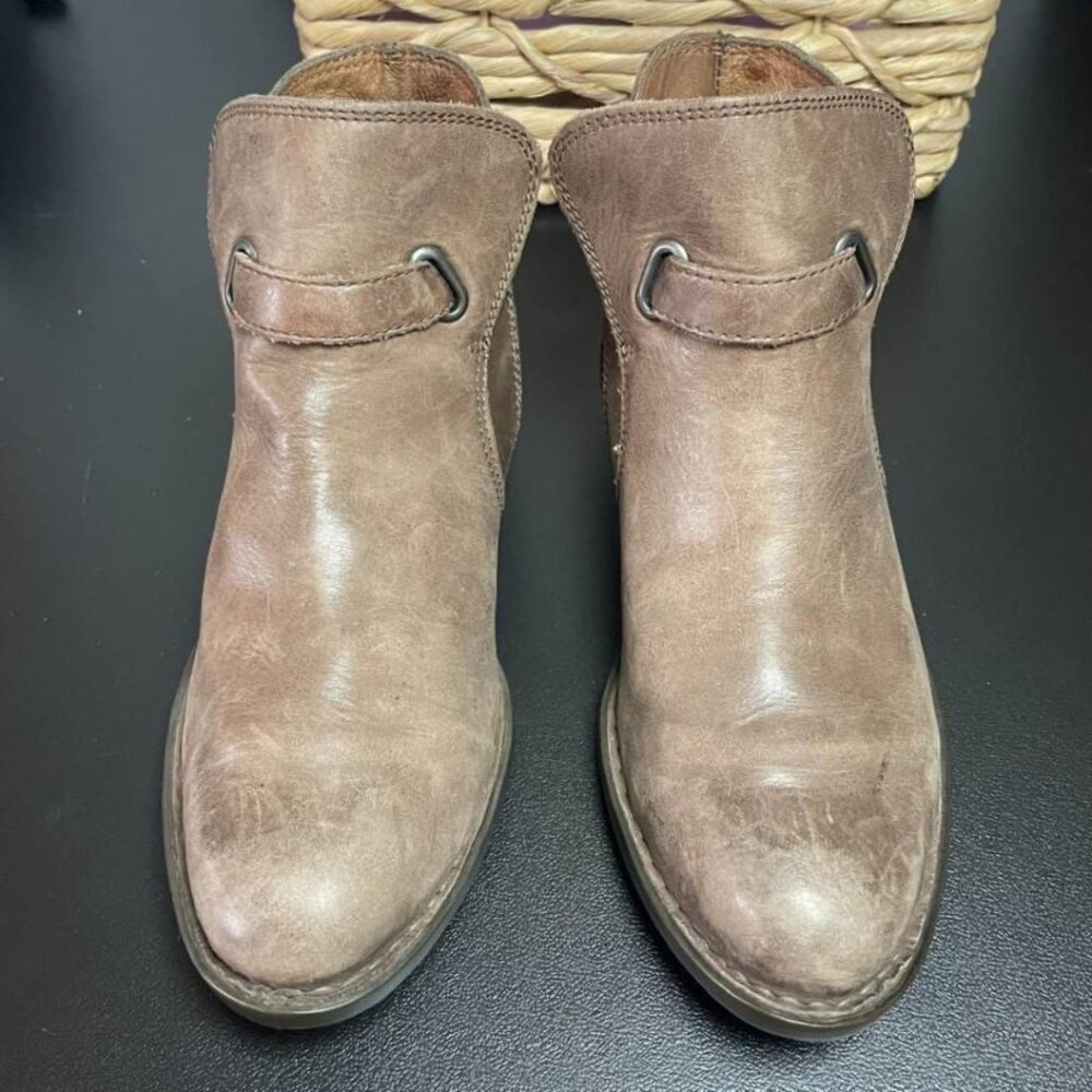Born Distressed Brown Leather Ankle Boots Size 8.5 / 40 M Boho Moto Western - Picture 4 of 14